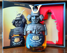 Load image into Gallery viewer, Nikka Gold Gold Samurai Blended Malt Whisky 43%ABV 75cl