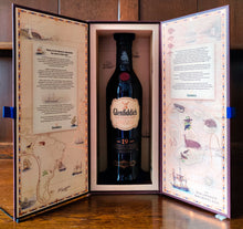 Load image into Gallery viewer, Glenfiddich Age Of Discovery Red Wine Finish 19yr Old Single Malt whisky 40%ABV 70cl