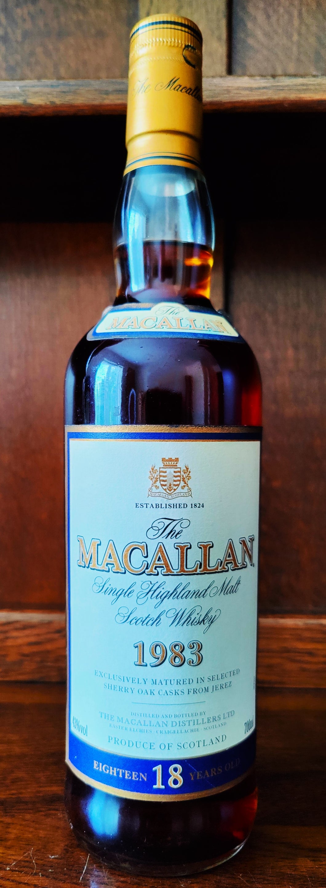 The Macallan 18yr Sherry Oak Cask Single Malt Whisky 1983 43%ABV 70cl