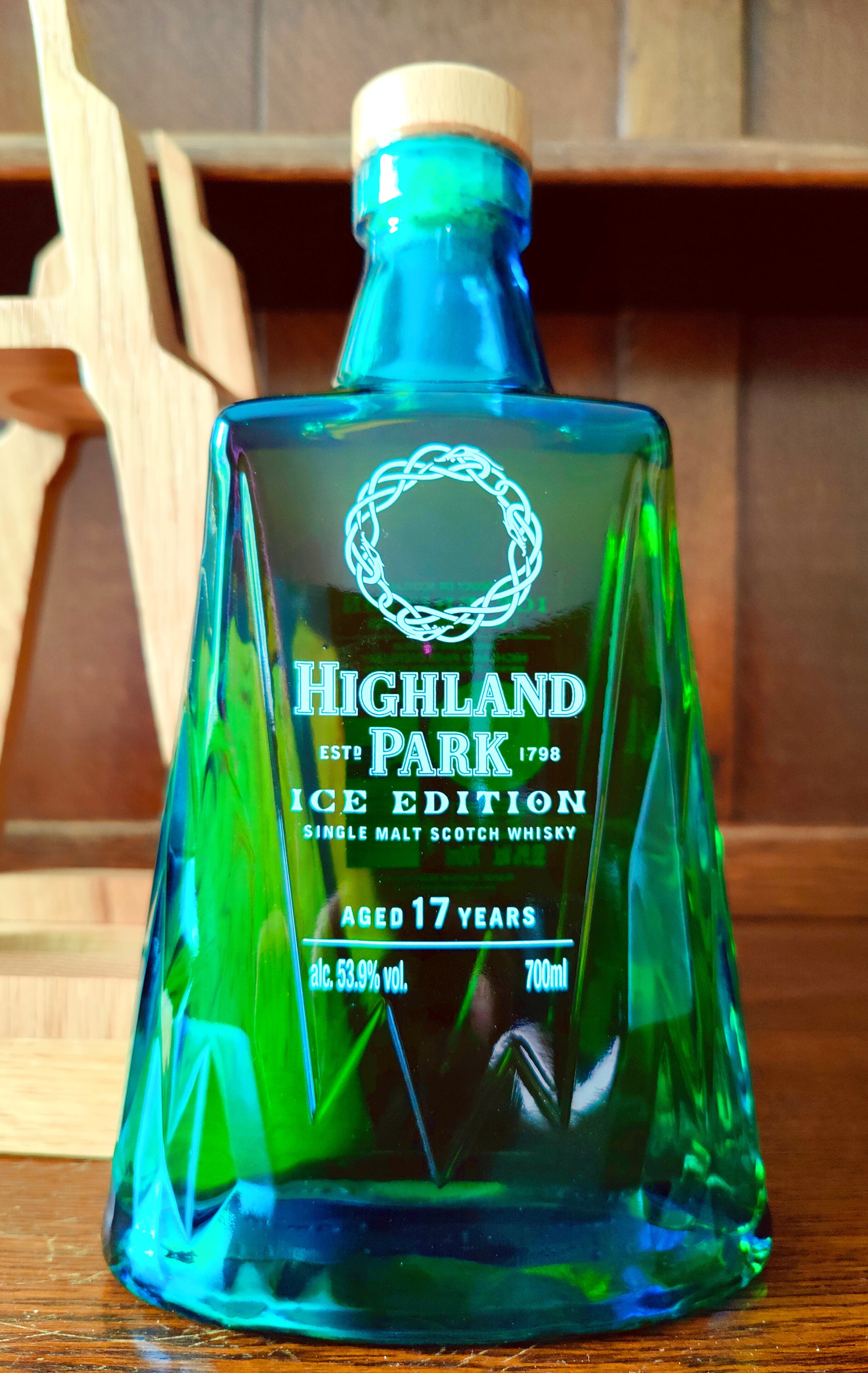 Highland Park Ice Edition 17yr Scotch Single Malt Whisky 53.9%ABV