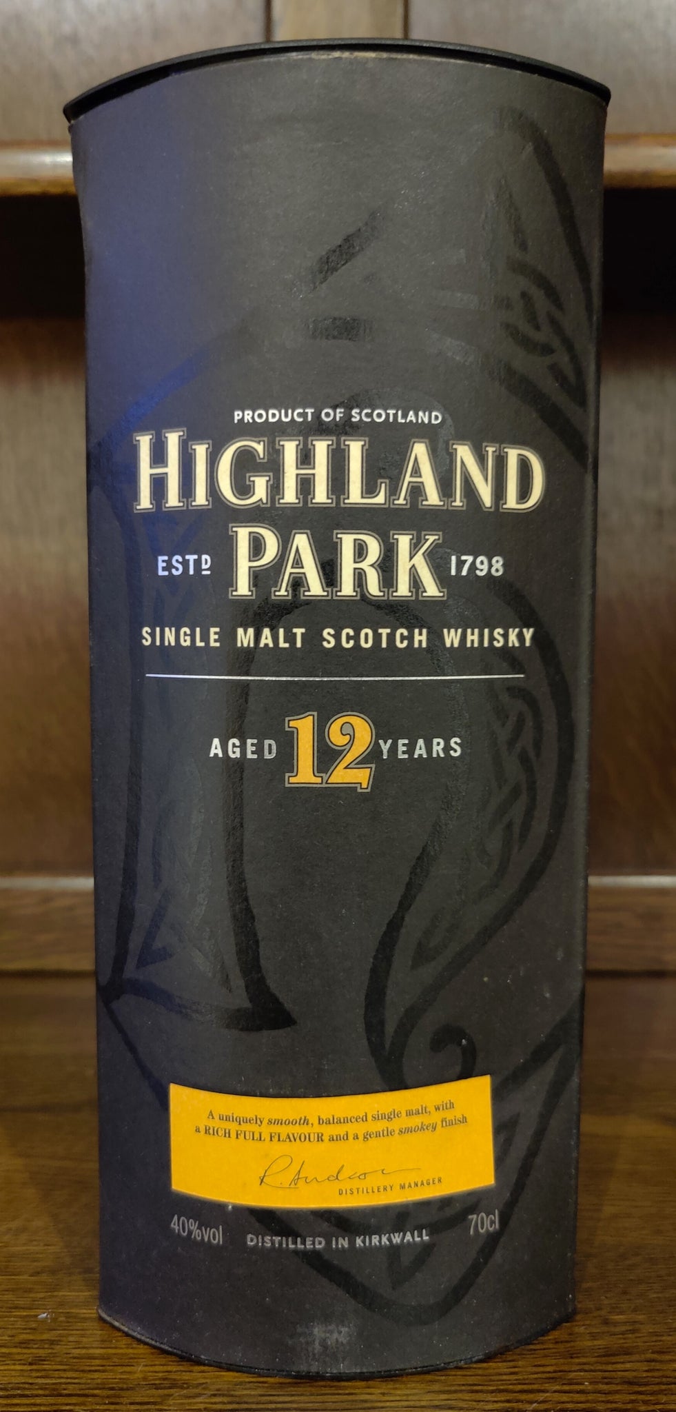 Highland Park 12: New Outside, Same Inside? – whisky unplugged