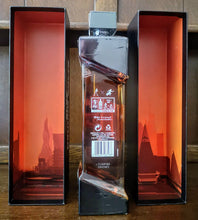 Load image into Gallery viewer, Johnnie Walker Black Label The Directors Cut 49%ABV 70cl Blade Runner 2049 Release
